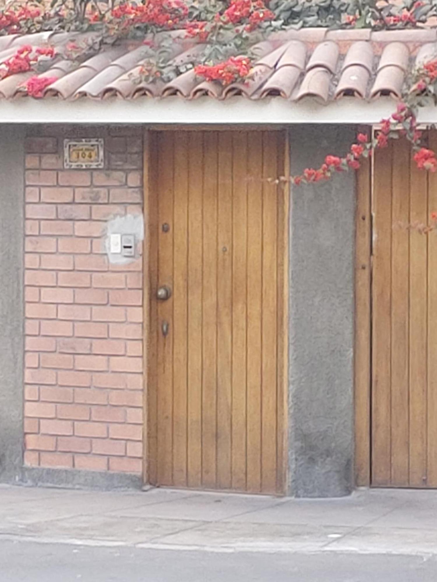Global Family Backpackers Hostel Лима Экстерьер фото